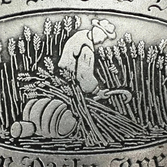 Vintage Wilton Armetale- Give Us This Day Our Daily Bread pewter dish - Picture 10 of 11